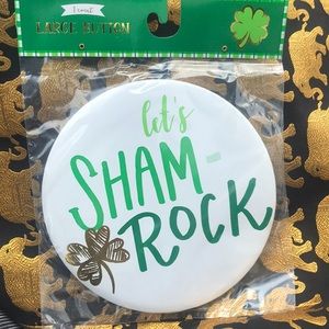 St Patrick’s Day pin